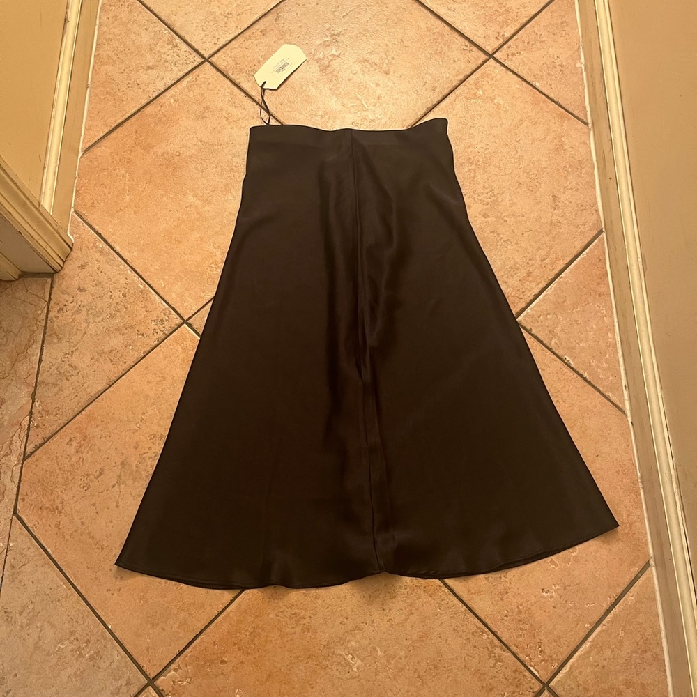 Black slip skirt. size medium. new with tags